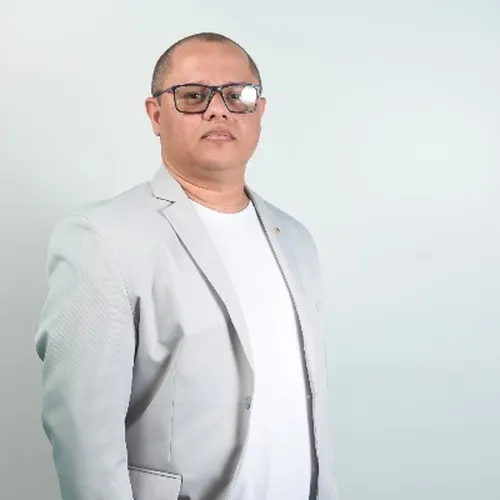 Leandro Roberto Rosa Silva