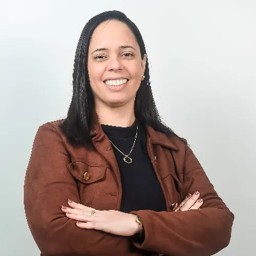 Vanessa Regina Oliveira de Souza