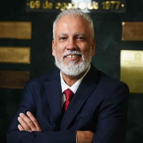 Carlos Eduardo Peçanha Belmonte dos Santos