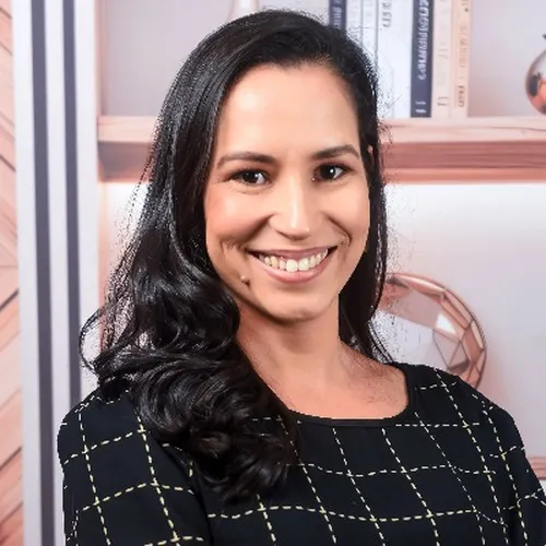Paula Bastos Gomes